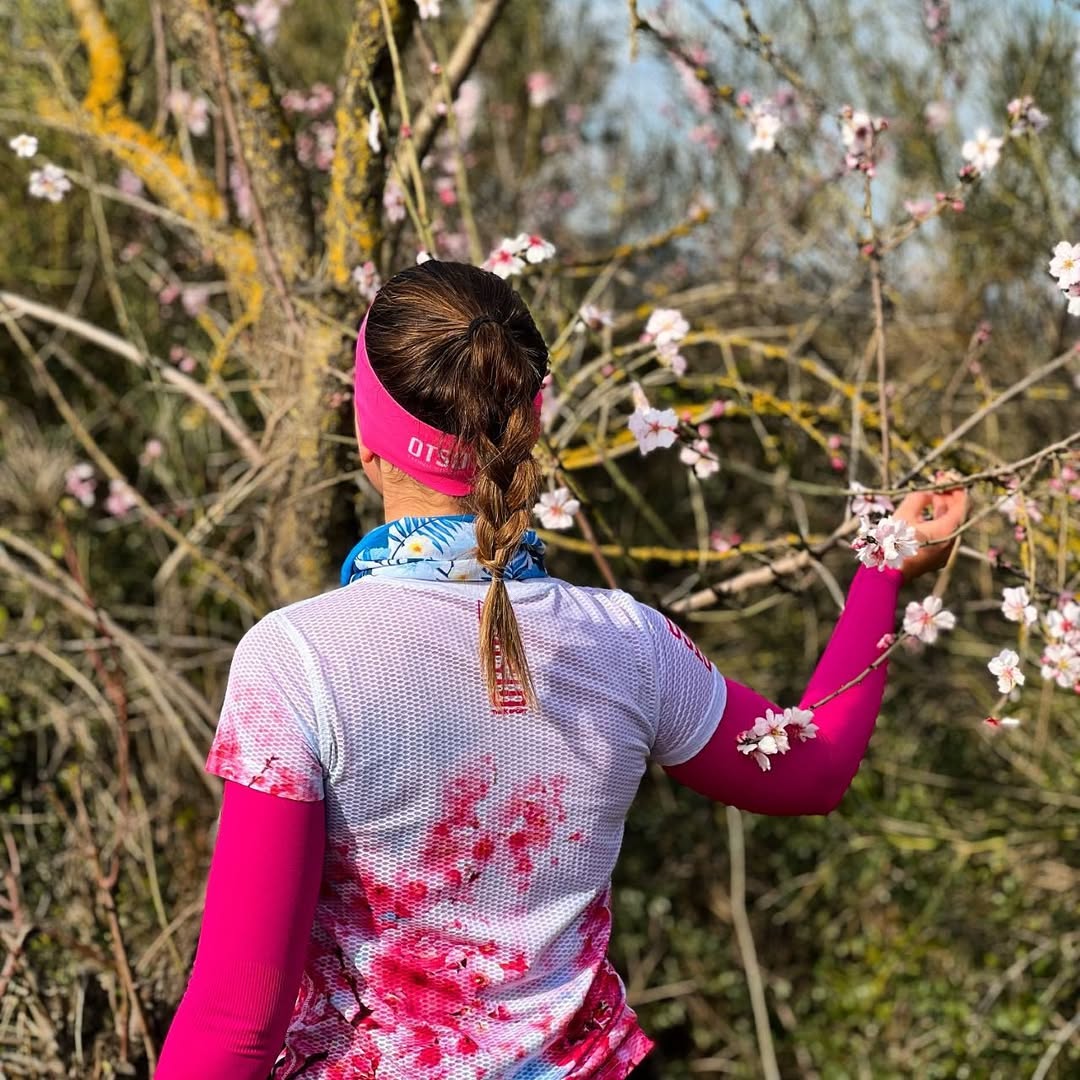 Women's Tech T-Shirt Almond Blossom